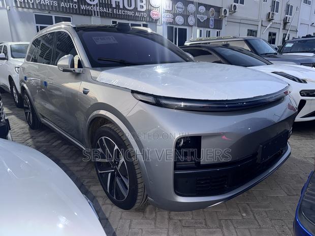 Li Auto L9 1.5 Hybrid AWD 2022 Black