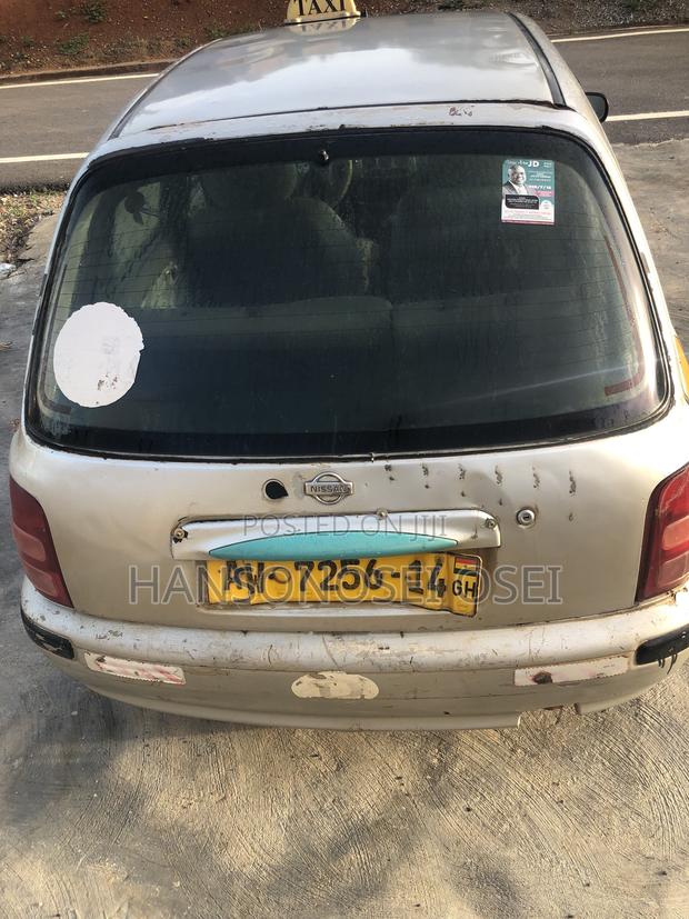 Nissan March 2002 Silver