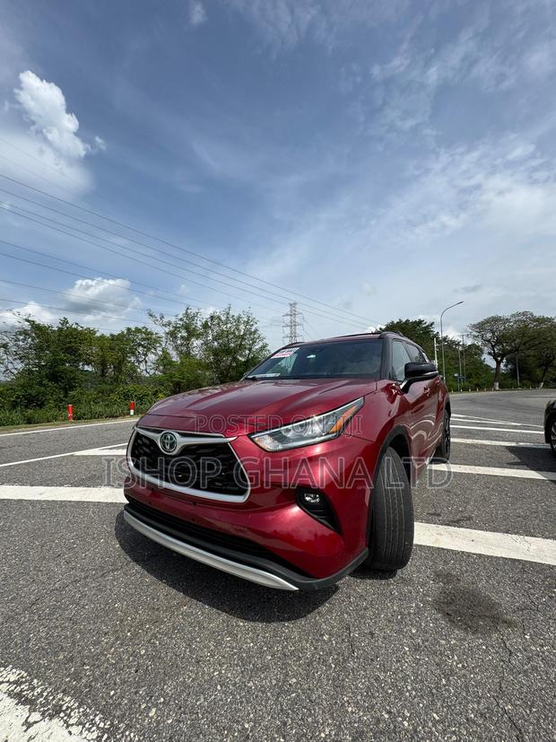Toyota Highlander XSE FWD 2023 Burgundy