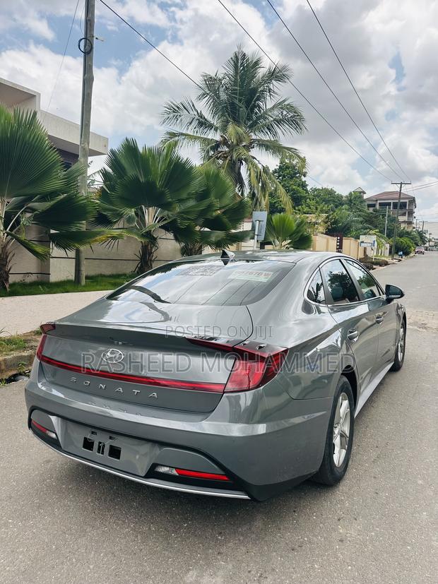 Hyundai Sonata SE 2021 Gray