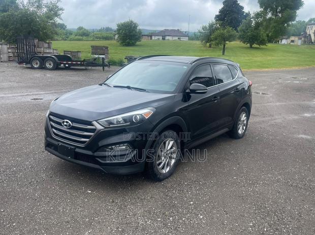 Hyundai Tucson Limited AWD 2016 Black