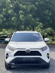 Toyota RAV4 XLE AWD 2020 White for sale