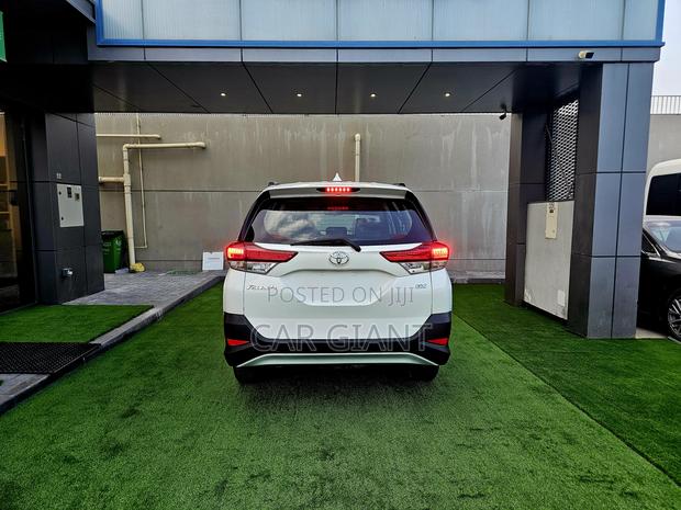 Toyota Rush 2023 White