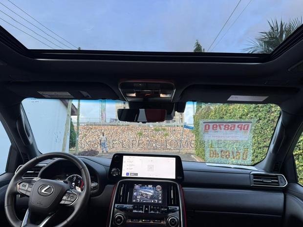 Lexus LX 700h 2025 Gray