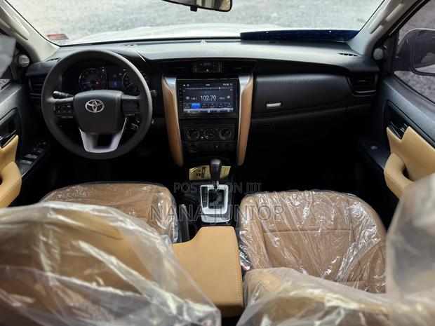 Toyota Fortuner 2019 White