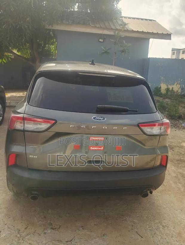 Ford Escape SE 2022 Gray