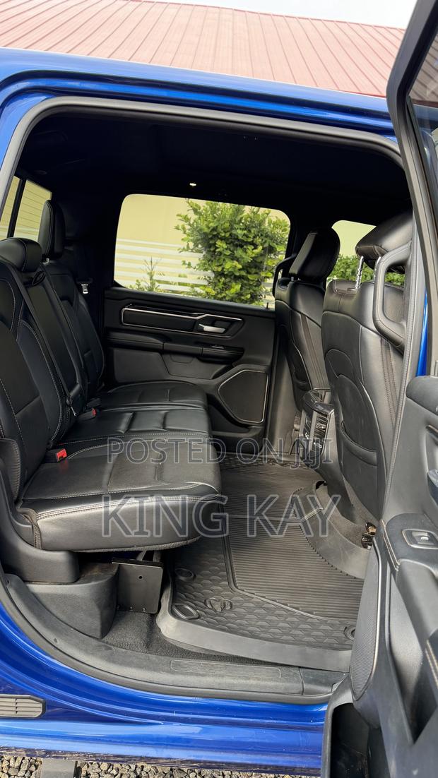 RAM 1500 2019 Blue