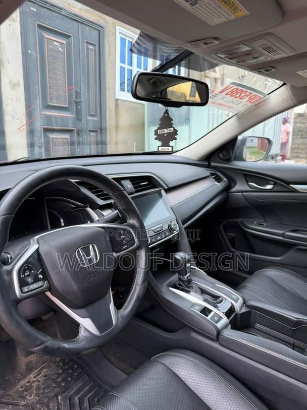 Honda Civic EX-L 4dr Sedan (1.5L 4cyl) 2017 Gray