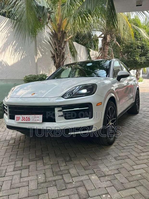 Porsche Cayenne S AWD 2024 White