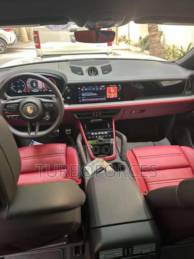 Porsche Cayenne S AWD 2024 White