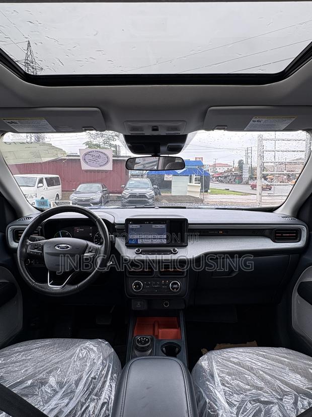Ford Maverick 2022 Blue