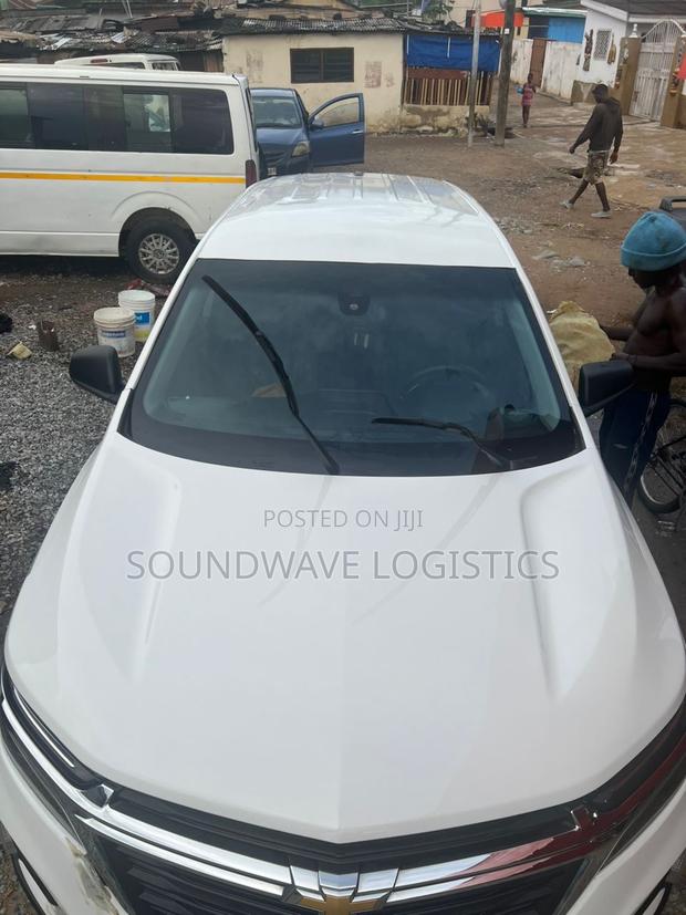 Chevrolet Equinox 2021 White