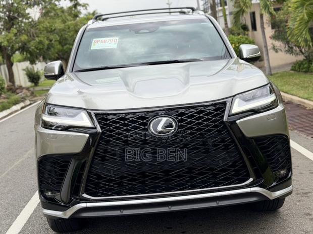 Lexus LX 700h 2025 Gray