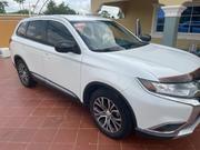 Mitsubishi Outlander 2018 White for sale