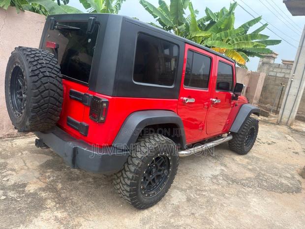 Jeep Wrangler 3.8 Unlimited Sahara 2008 Red