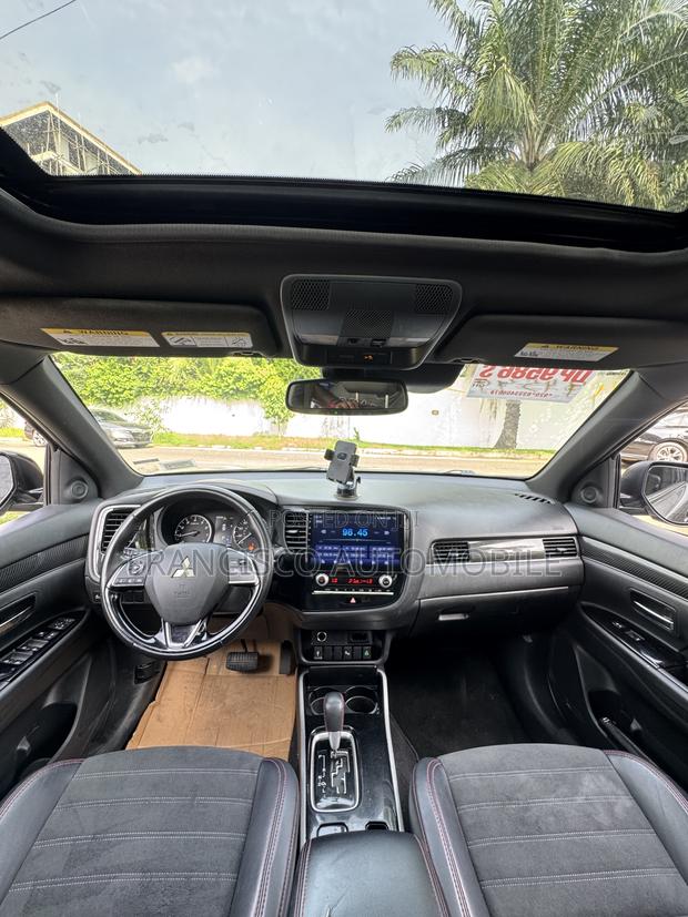 Mitsubishi Outlander SEL S-AWC 2020 Gray