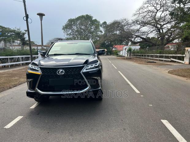 Lexus LX 570 AWD 2017 Black