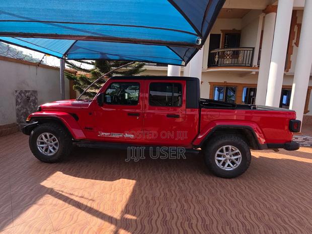 Jeep Gladiator 2023 Red