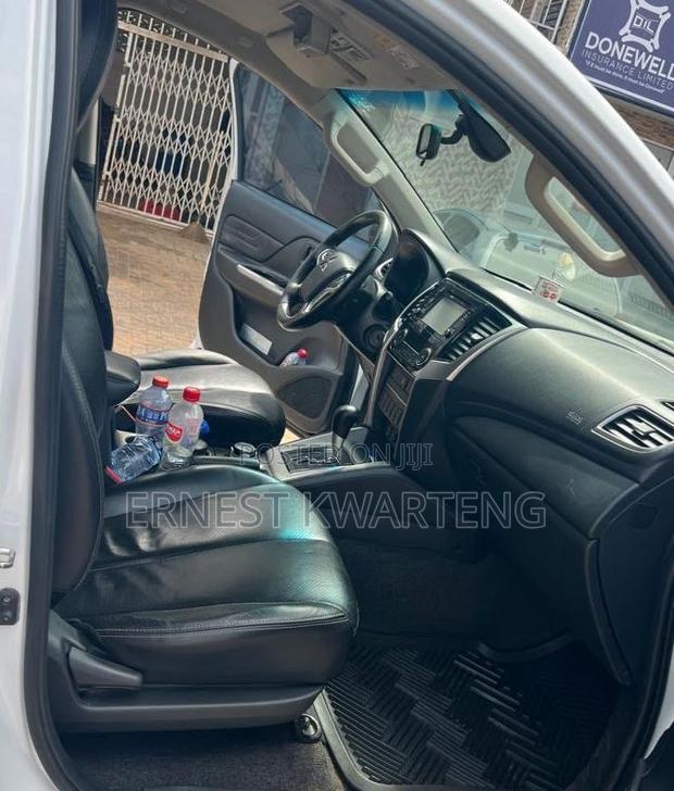 Mitsubishi L200 2020 White