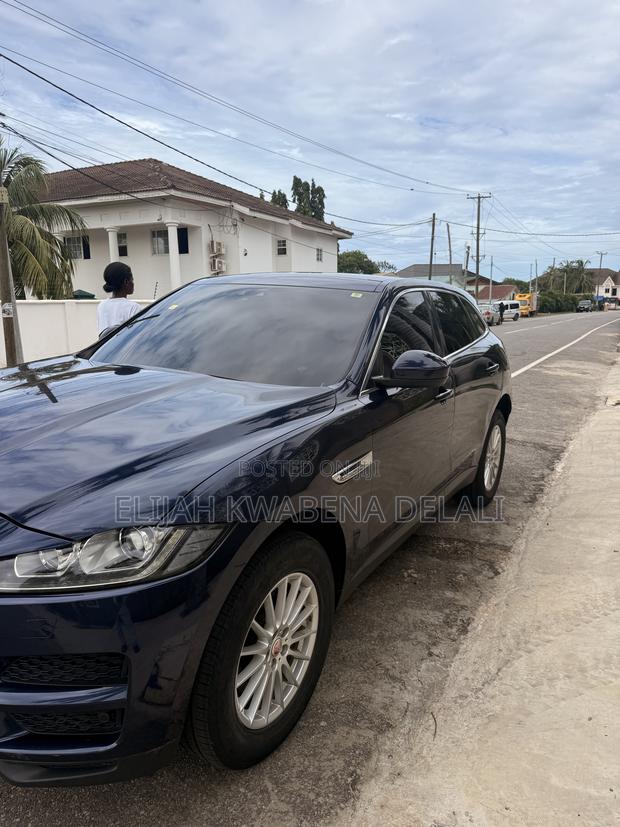 Jaguar F-Pace 20d Prestige AWD 2018 Blue