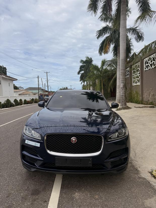 Jaguar F-Pace 20d Prestige AWD 2018 Blue