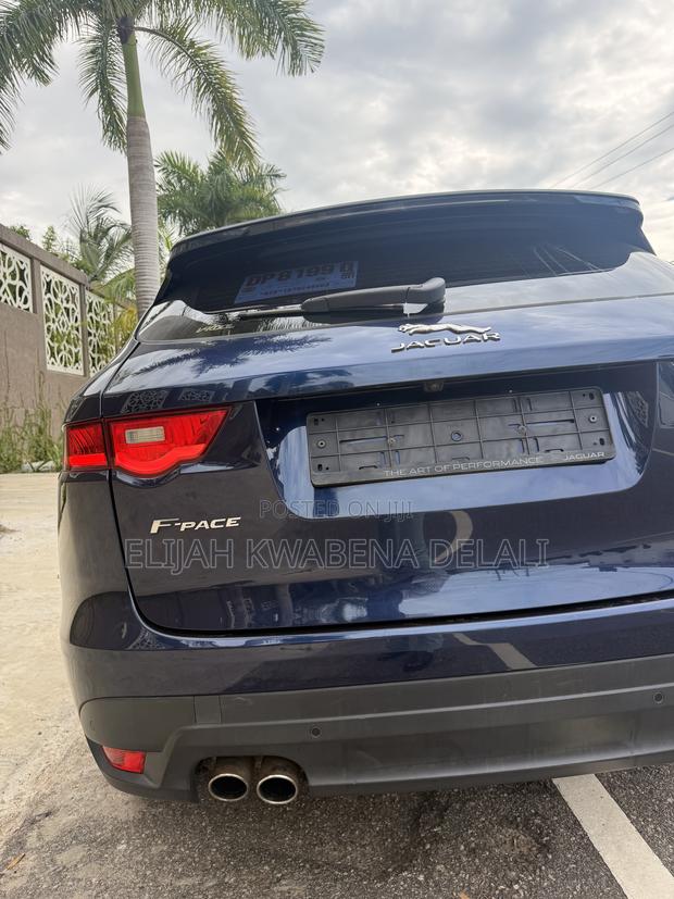Jaguar F-Pace 20d Prestige AWD 2018 Blue