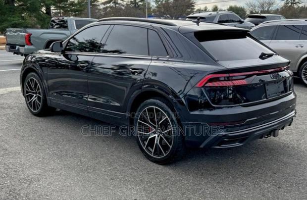 Audi Q8 3.0T Premium AWD quattro 2019 Black