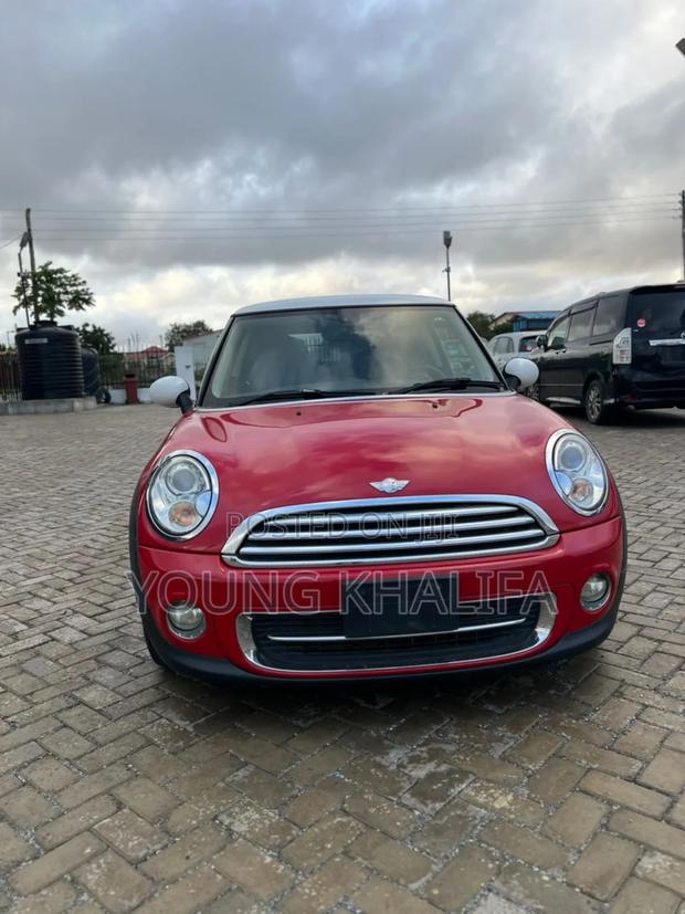 Mini Cooper 2013 Red