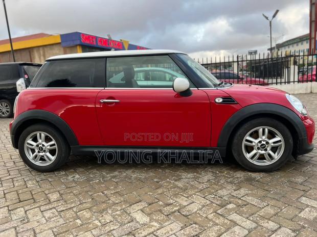 Mini Cooper 2013 Red