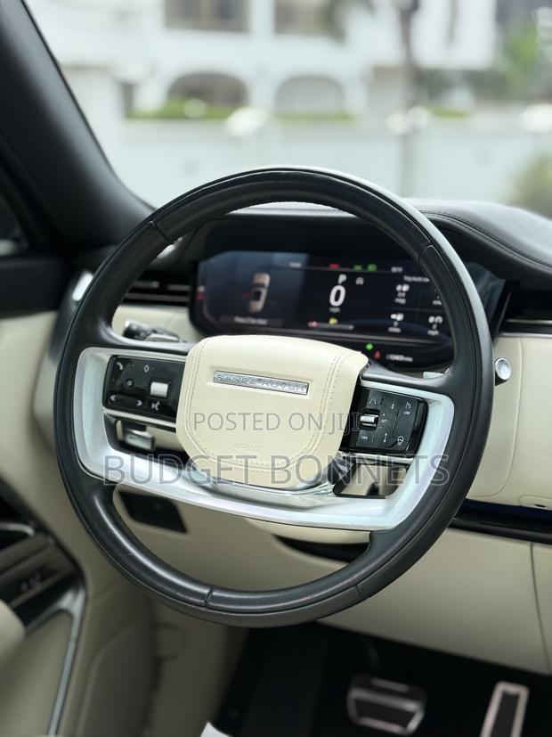 Land Rover Range Rover Vogue 2023 White