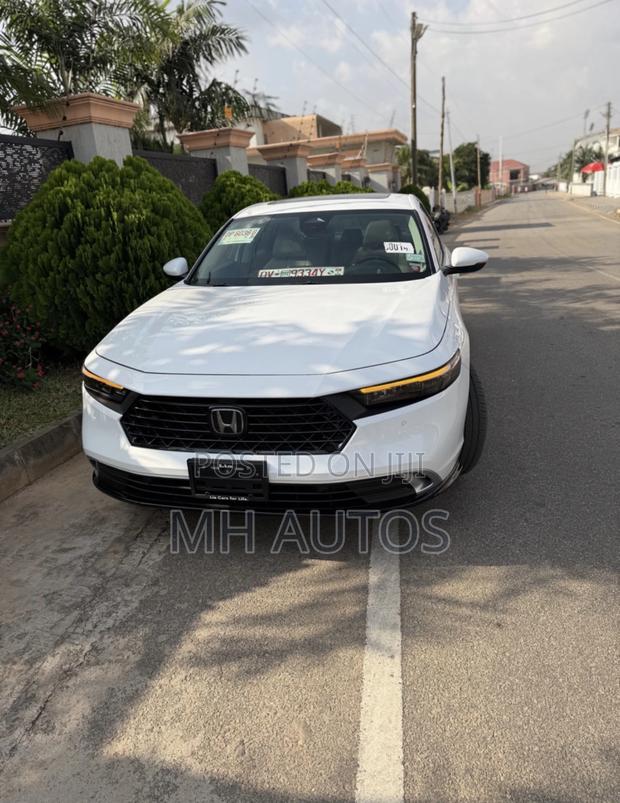 Honda Accord Hybrid 2024 White