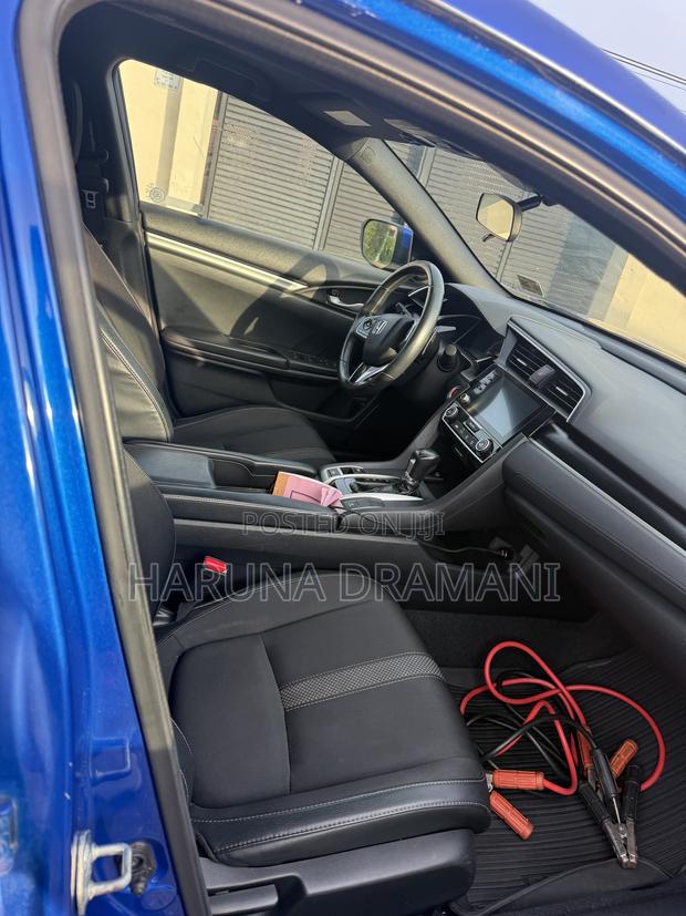 Honda Civic Sport Hatchback 2019 Blue