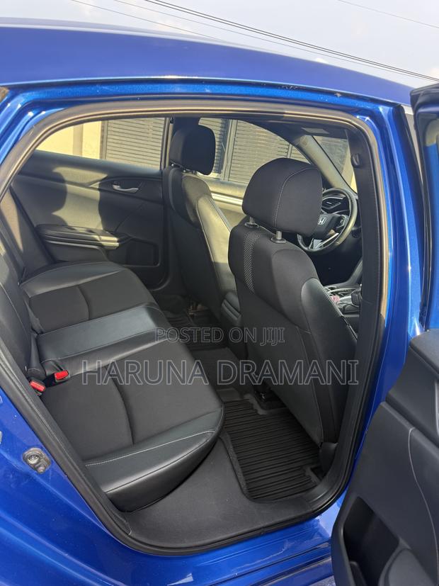 Honda Civic Sport Hatchback 2019 Blue