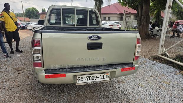 Ford Ranger 2011 Gray