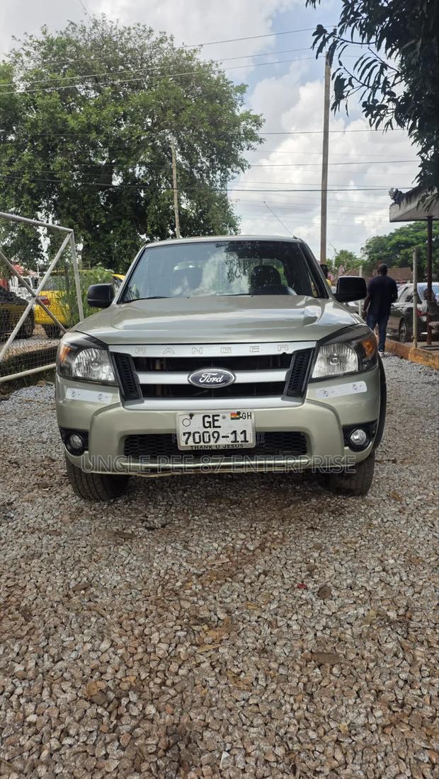 Ford Ranger 2011 Gray