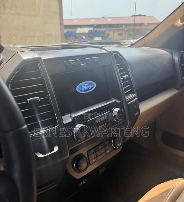 Ford F-150 2020 Gray