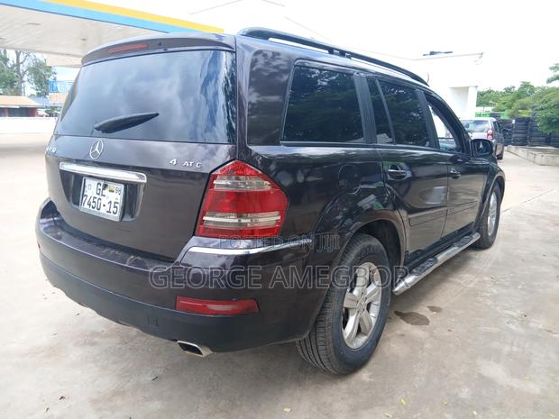 Mercedes-Benz GL-Class 2007 Brown