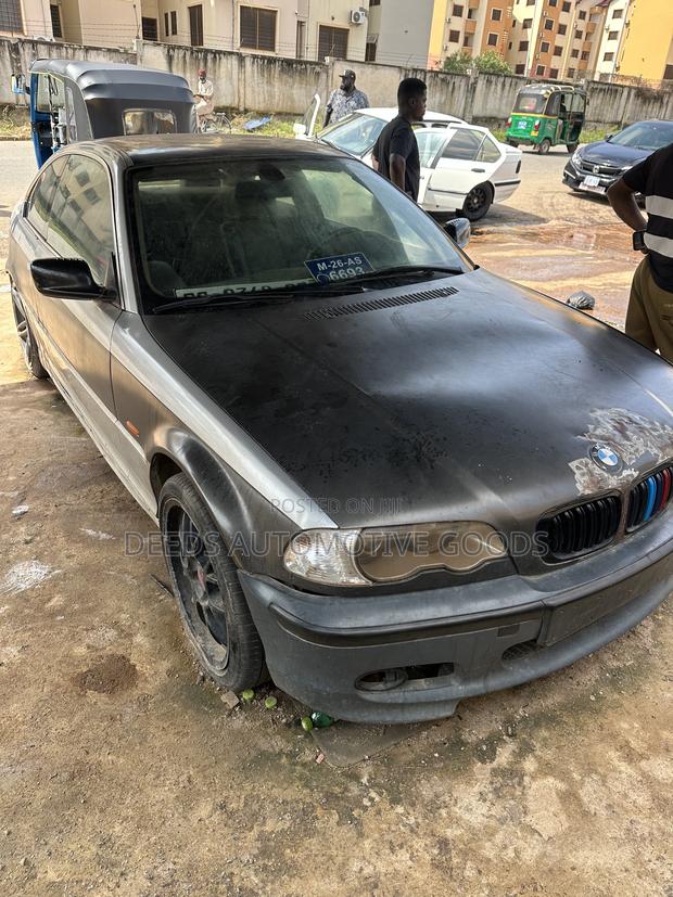 BMW 3 Series 330i RWD 2008 Gray