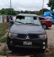 Mitsubishi L200 2011 Black for sale
