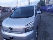 Toyota Voxy 2011 Silver for sale