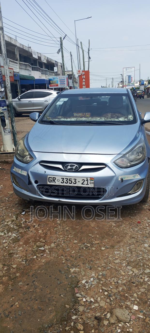 Hyundai Accent GLS 2013 Blue