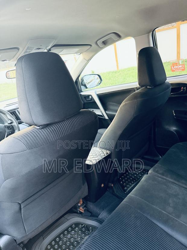 Toyota RAV4 Limited AWD (2.5L 4cyl 6A) 2016 Black