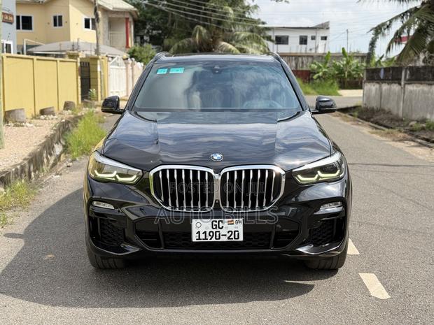 BMW X5 xDrive40i AWD 2019 Black