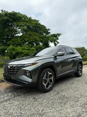 Hyundai Tucson Limited 2023 Gray for sale