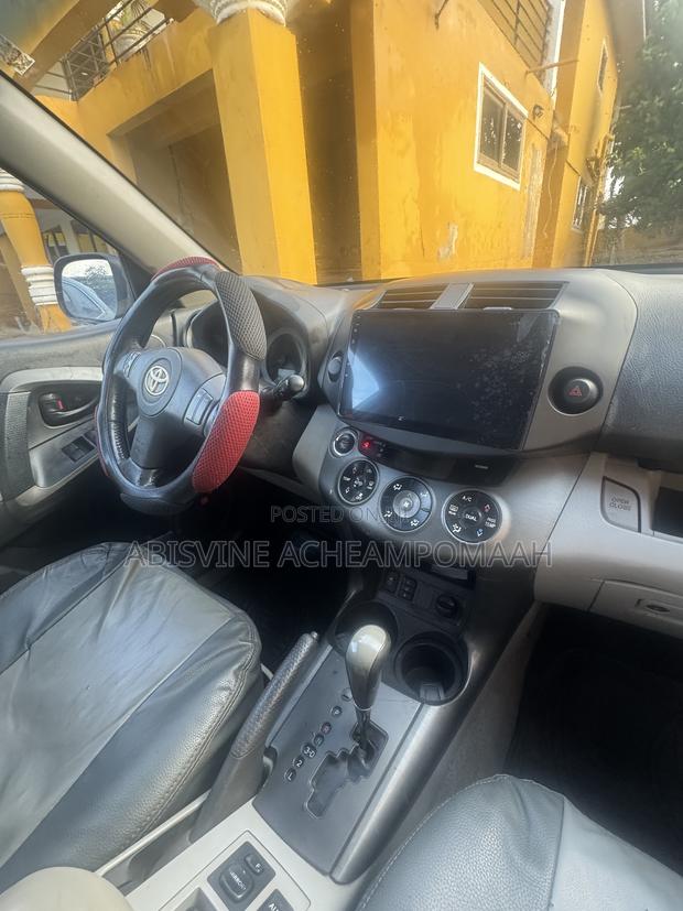 Toyota RAV4 2010 Gray