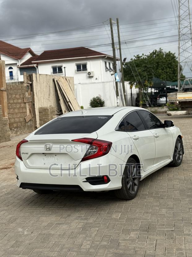 Honda Civic EX Sedan 2020 White