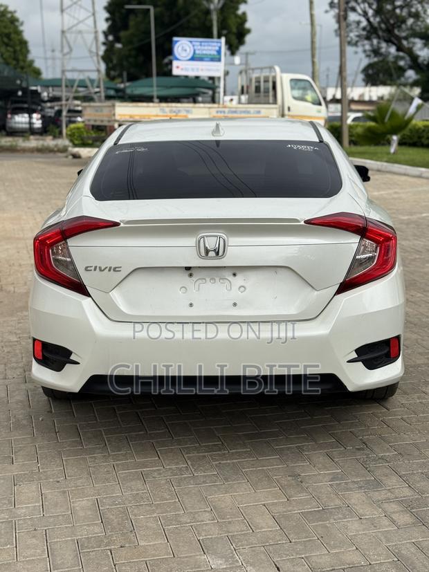 Honda Civic EX Sedan 2020 White