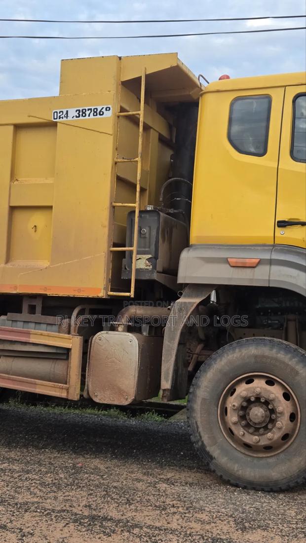 Sinotruk Howo 2020 Yellow