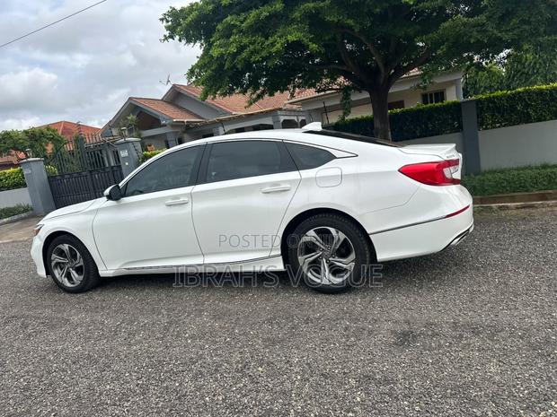 Honda Accord EX-L 2.0T 2020 White
