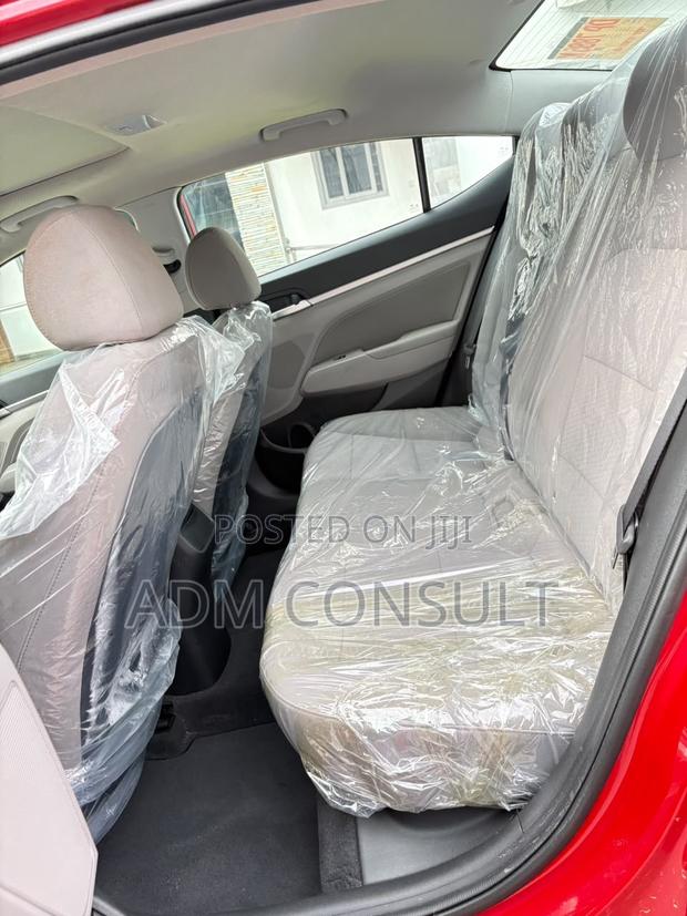 Hyundai Elantra 2020 Red
